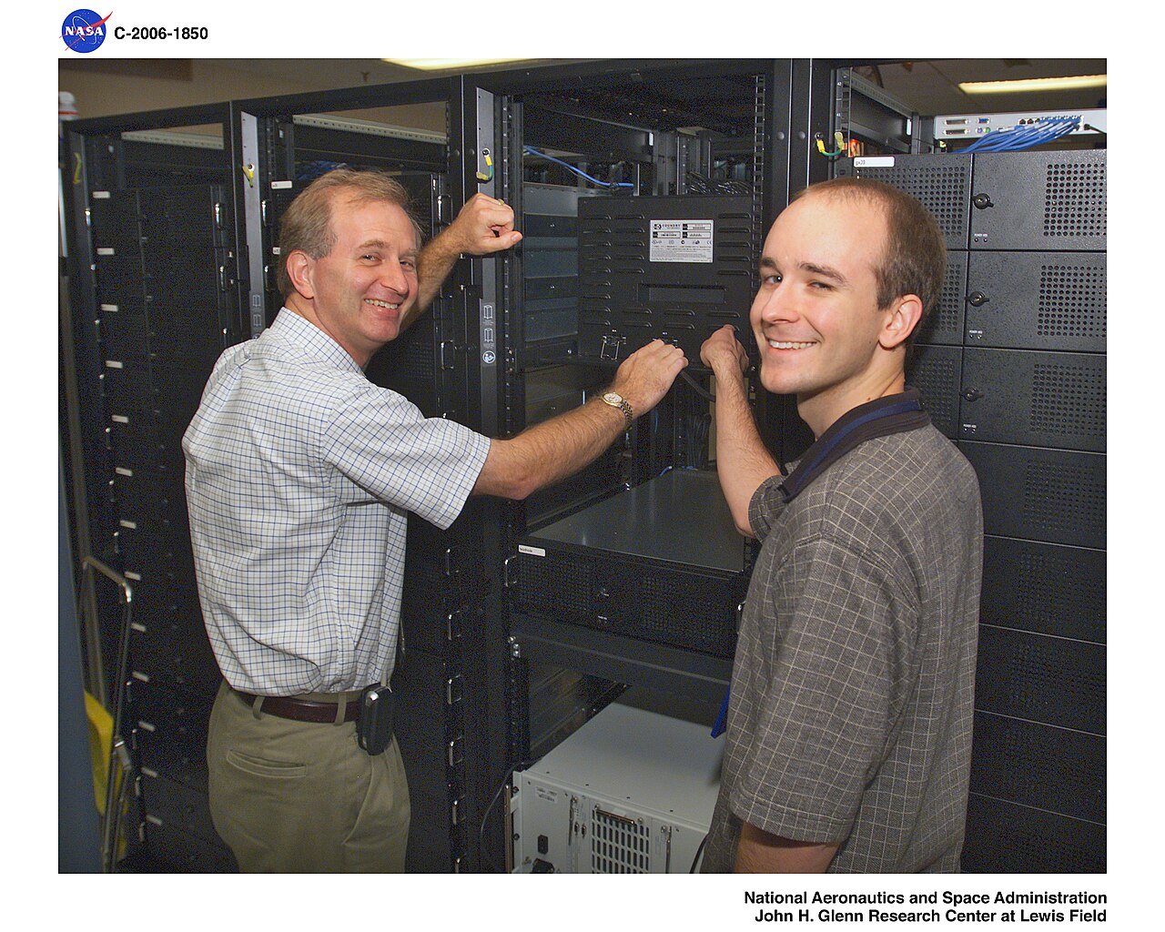A large server farm, illustrating the scale of infrastructure a single vCenter can control